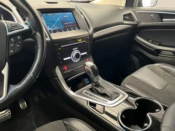 Ford Edge 2.0 TDCi AWD Sport ČR 1.majit. - foto 2