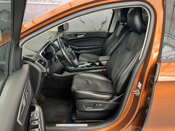 Ford Edge 2.0 TDCi AWD Sport ČR 1.majit. - foto 4