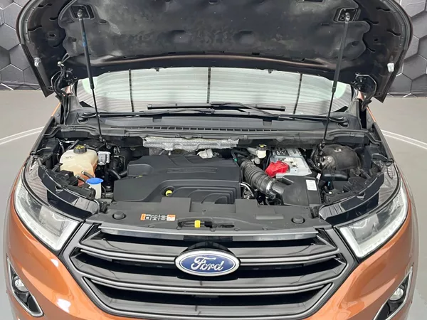 Ford Edge 2.0 TDCi AWD Sport ČR 1.majit. - foto 40