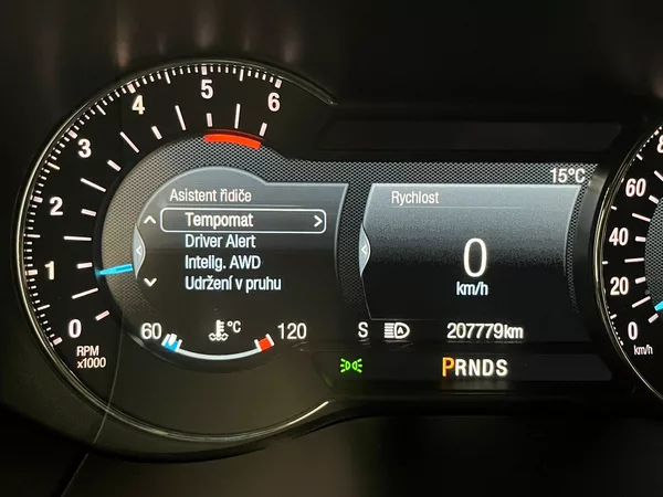 Ford Edge 2.0 TDCi AWD Sport ČR 1.majit. - foto 54
