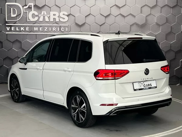 Volkswagen Touran Highline 1.5 TSI 110KW DSG 7mí - foto 2