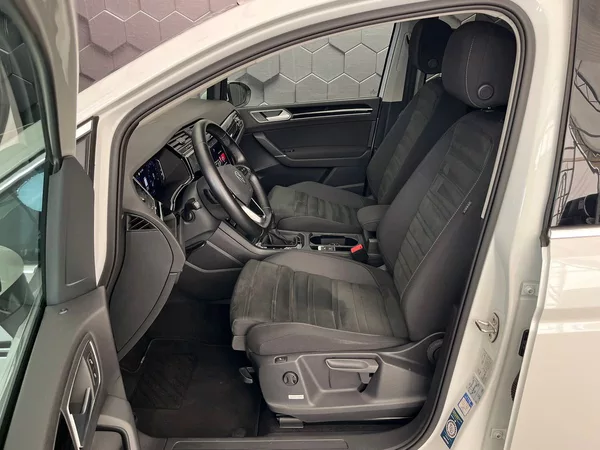 Volkswagen Touran Highline 1.5 TSI 110KW DSG 7mí - foto 27
