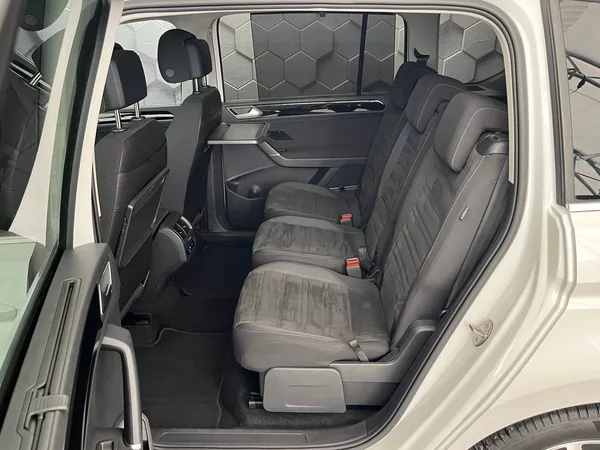 Volkswagen Touran Highline 1.5 TSI 110KW DSG 7mí - foto 28