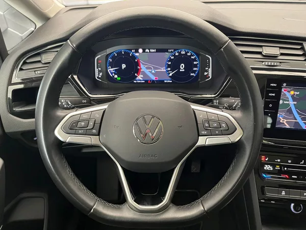 Volkswagen Touran Highline 1.5 TSI 110KW DSG 7mí - foto 9