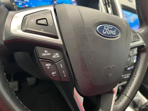 Ford S-MAX 2.EB Titanium LED manuál - foto 15