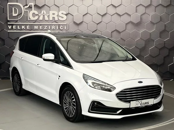 Ford S-MAX 2.EB Titanium LED manuál - foto 5