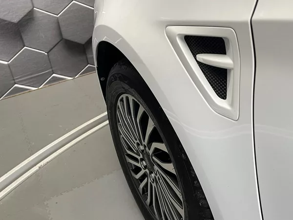 Ford S-MAX 2.EB Titanium LED manuál - foto 51