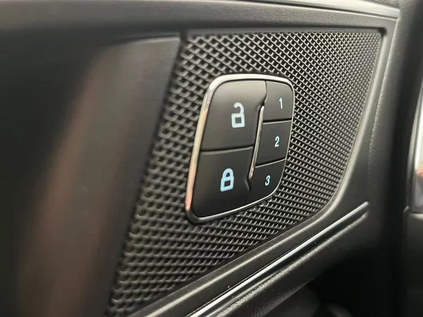 Ford Galaxy 2.5 HEV VIGNALE LED 7míst - foto 19