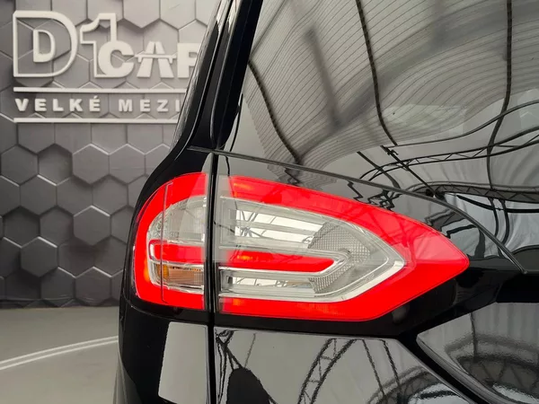 Ford Galaxy 2.5 HEV VIGNALE LED 7míst - foto 47