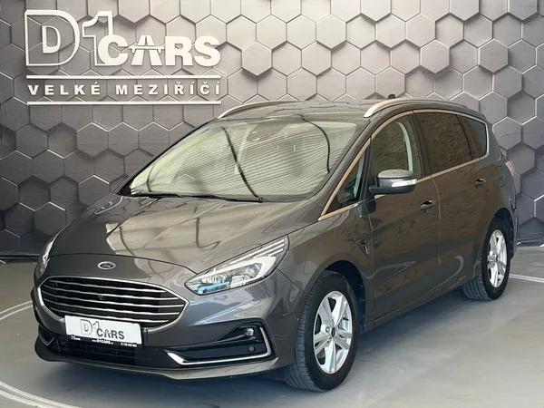 Ford S-MAX 2,5 HEV Titanium 7míst