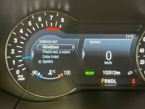 Ford S-MAX 2,5 HEV Titanium 7míst - foto 14