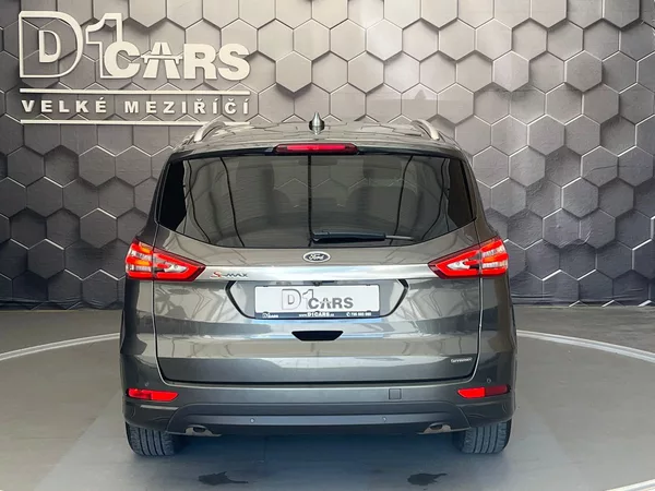 Ford S-MAX 2,5 HEV Titanium 7míst - foto 3