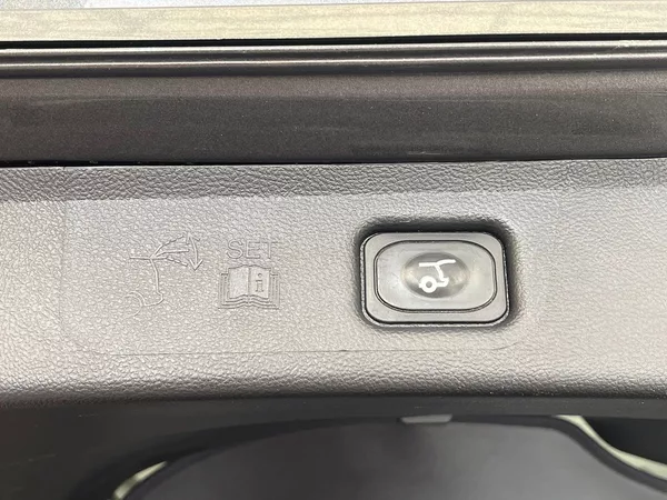 Ford S-MAX 2,5 HEV Titanium 7míst - foto 41