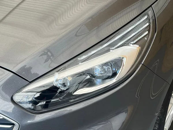 Ford S-MAX 2,5 HEV Titanium 7míst - foto 42