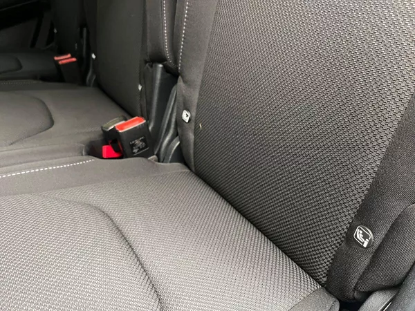 Ford S-MAX 2,5 HEV Titanium 7míst - foto 56
