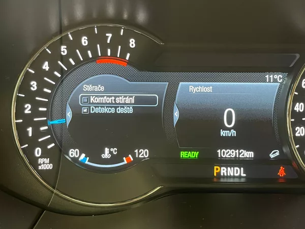 Ford S-MAX 2,5 HEV Titanium 7míst - foto 63