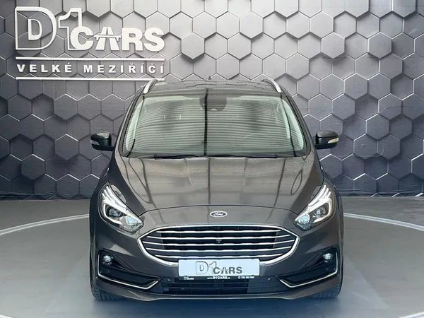 Ford S-MAX 2,5 HEV Titanium 7míst - foto 7