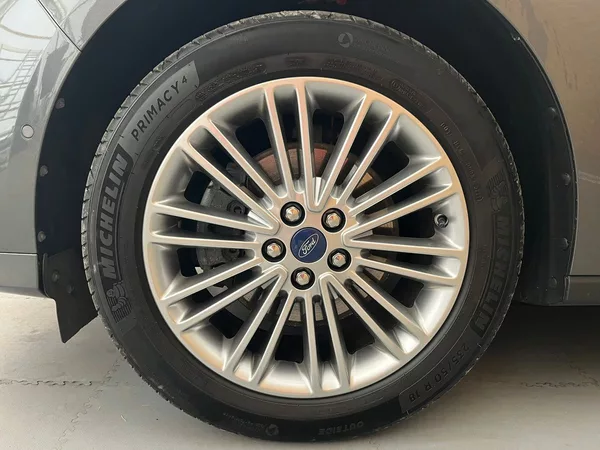 Ford Galaxy 2.5 HEV VIGNALE LED 7míst - foto 35