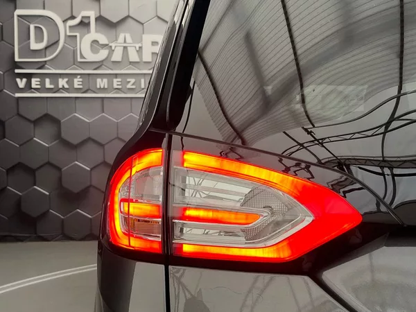 Ford Galaxy 2.5 HEV VIGNALE LED 7míst - foto 39