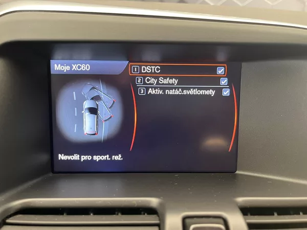 Volvo XC60 D3 MOMENTUM manuál - foto 14