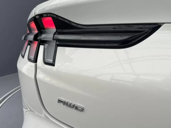 Ford Mustang Mach-E Standard Range AWD, SoH 93,1 % - foto 39