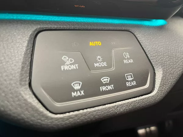 Volkswagen ID.5 Pro 77kWh 128 kW SoH 96.3% - foto 25