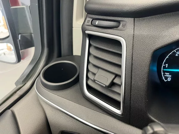 Ford Tourneo Custom 320 L2H1 Titanium aut. - foto 13