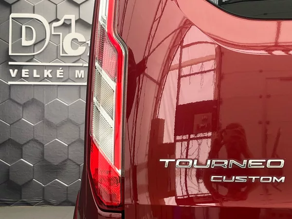 Ford Tourneo Custom 320 L2H1 Titanium aut. - foto 45