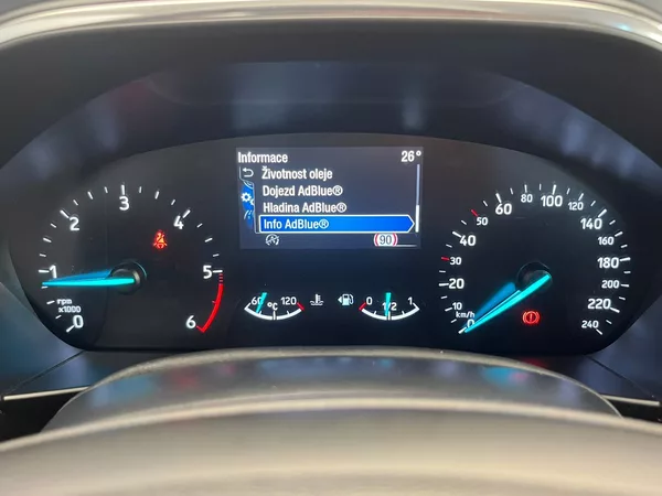 Ford Focus 2.0 EB Titanium 110KW - foto 17