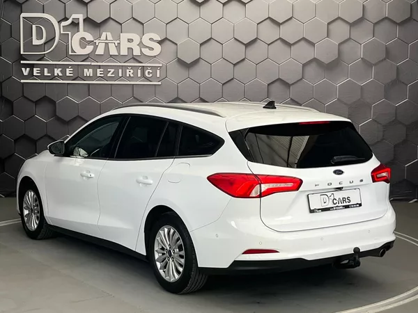 Ford Focus 2.0 EB Titanium 110KW - foto 2