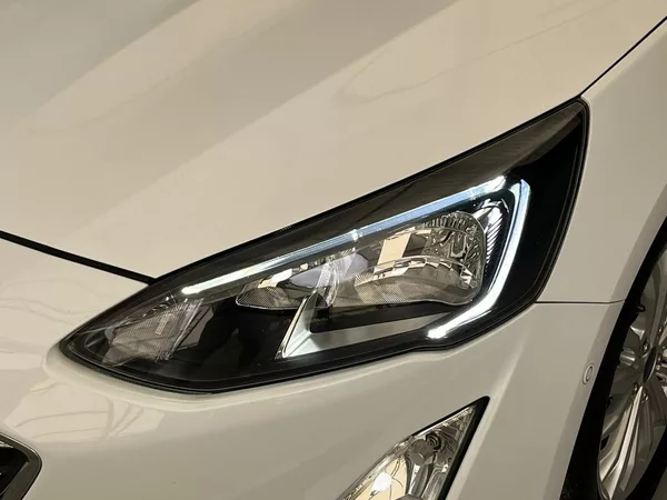 Ford Focus 2.0 EB Titanium 110KW - foto 39