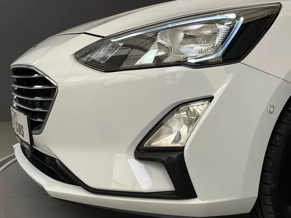 Ford Focus 2.0 EB Titanium 110KW - foto 43