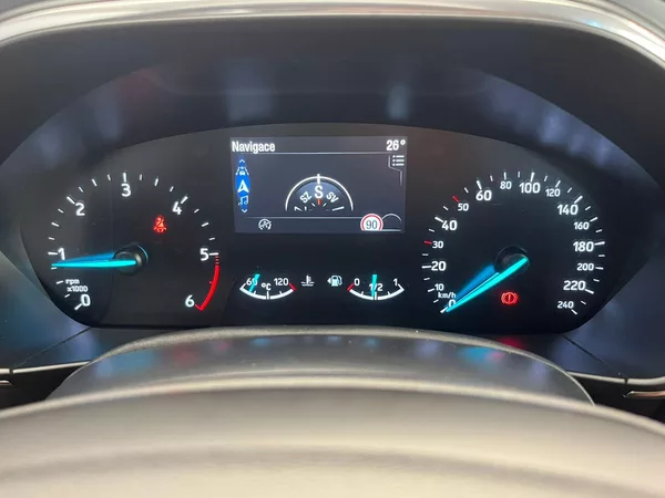 Ford Focus 2.0 EB Titanium 110KW - foto 52