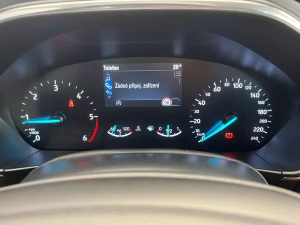 Ford Focus 2.0 EB Titanium 110KW - foto 54