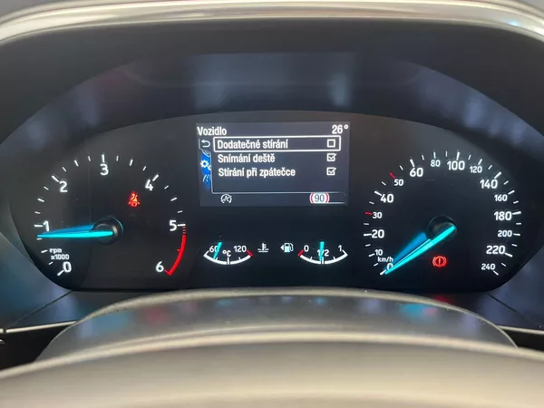 Ford Focus 2.0 EB Titanium 110KW - foto 62