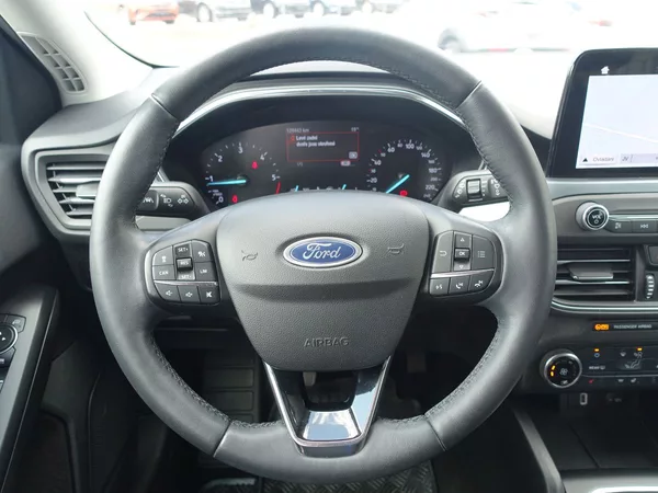 Ford Focus 2.0 EcoBlue Active LED SVĚTLA - foto 10
