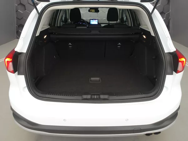Ford Focus 2.0 EcoBlue Active LED SVĚTLA - foto 29