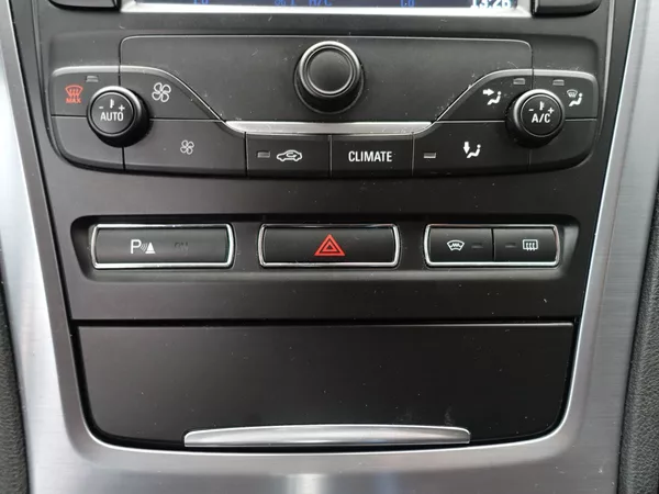 Ford Mondeo 2.0 TDCi Titanium - foto 13