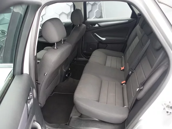 Ford Mondeo 2.0 TDCi Titanium - foto 21