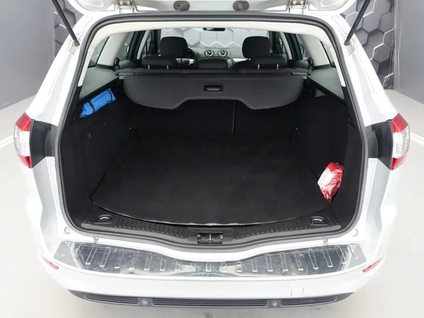 Ford Mondeo 2.0 TDCi Titanium - foto 22