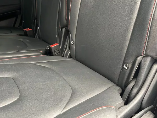 Ford S-MAX 2.5 Duratec HEV ST-LINE - foto 30