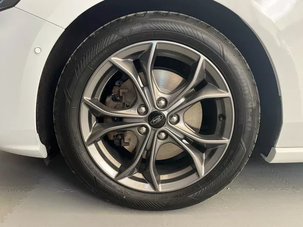 Ford Focus 2.0 ST-Line, manuál, ROZVODY - foto 40