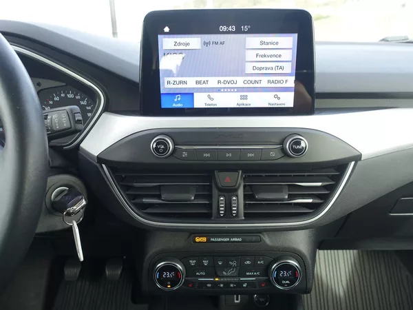 Ford Focus 1.0 EcoBoost ZIMNÍ PAKET - foto 15