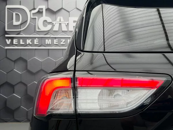 Ford Kuga 2,0 EB 140 kW AWD ST-Line - foto 43
