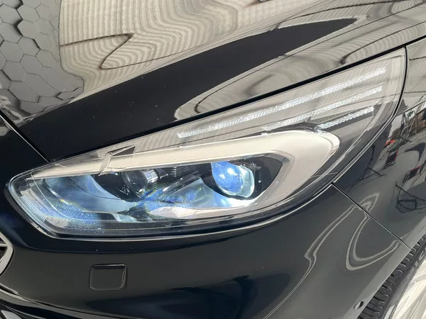 Ford S-MAX 2,5 FHEV Vignale 140KW 7 míst - foto 36