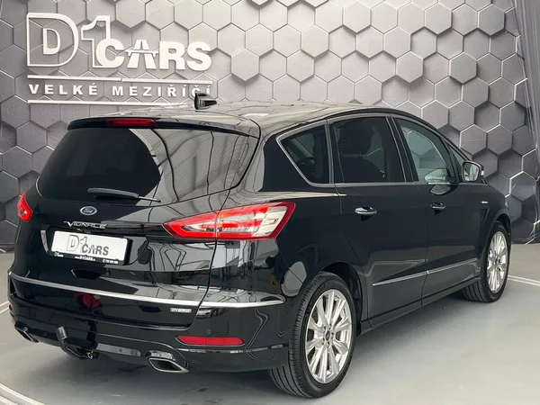 Ford S-MAX 2,5 FHEV Vignale 140KW 7 míst - foto 5