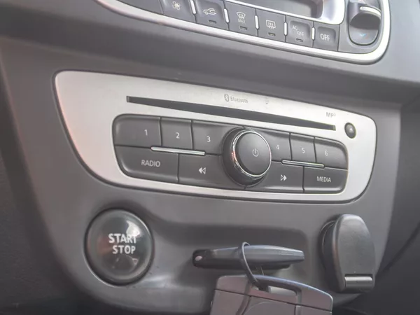 Renault Mégane 1.2T 97KW – NAVI / BOSE - foto 26