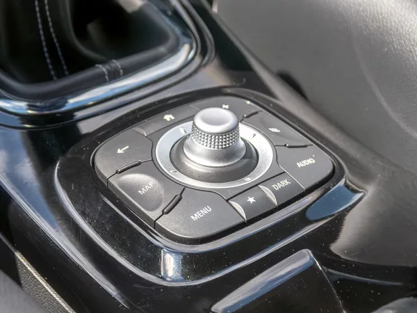 Renault Mégane 1.2T 97KW – NAVI / BOSE - foto 29