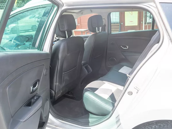 Renault Mégane 1.2T 97KW – NAVI / BOSE - foto 40