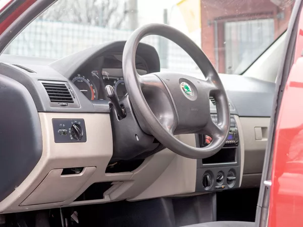 Škoda Fabia 1.4TDI 55KW – 2x KOLA - foto 10